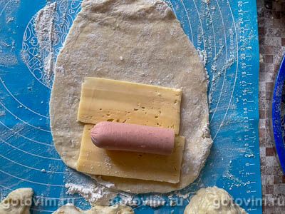 Сосиски в тесте с сыром