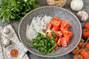 Салат с нутом и помидорами Салат с нутом и помидорами