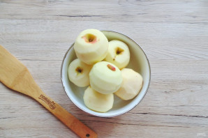 Вишневое варенье с яблоками