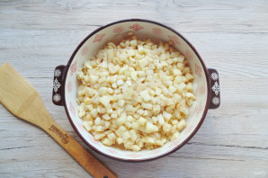 Сбричолата с яблоками