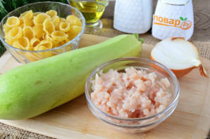 Макароны с фаршем и кабачками Макароны с фаршем и кабачками