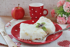 Рисовая запеканка с яблоком в мультиварке