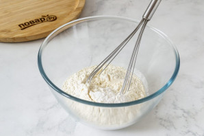 Арахисовые панкейки с бананом