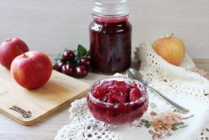 Вишневое варенье с яблоками