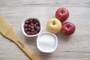 Вишневое варенье с яблоками