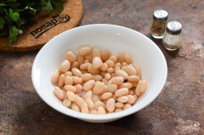 Салат с тунцом, яблоком и фасолью Салат с тунцом, яблоком и фасолью