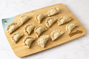 Вареники с вишней из цельнозерновой муки Вареники с вишней из цельнозерновой муки