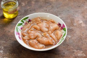 Салат "Цезарь" с сыром фета Салат "Цезарь" с сыром фета