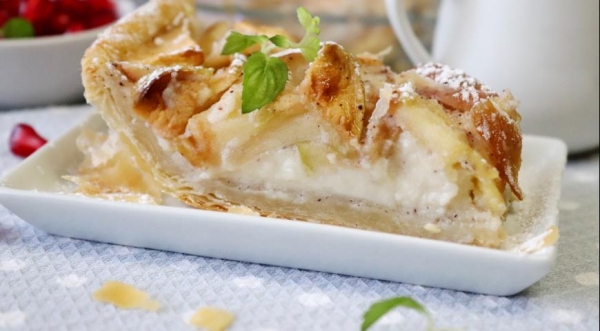 Яблочный пирог со сливочной заливкой, пошаговый рецепт с фото