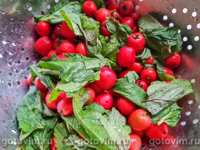 Компот из боярышника с апельсином и мятой