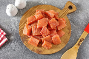 Горбуша с баклажанами