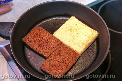 Бутерброды с красной икрой, плавленым сыром и яйцом