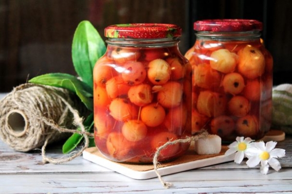 Маринованные ранетки на зиму Маринованные ранетки на зиму