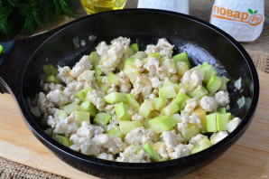 Макароны с фаршем и кабачками Макароны с фаршем и кабачками