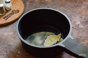 Салат из маринованной капусты с морковью