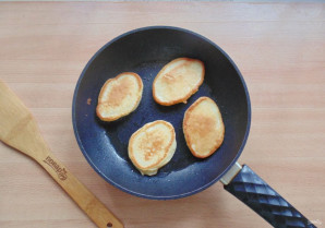 Оладьи с грушей и яблоком