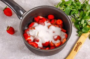 Клубничный топпинг Клубничный топпинг