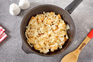 Минтай с фасолью в томатном соусе Минтай с фасолью в томатном соусе