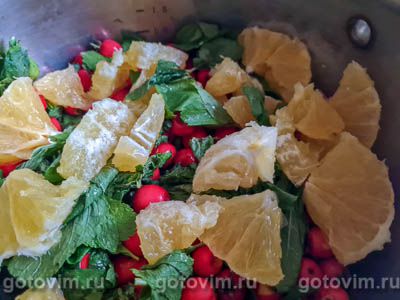 Компот из боярышника с апельсином и мятой