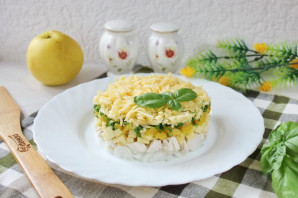 Салат "Каприз" с яблоком