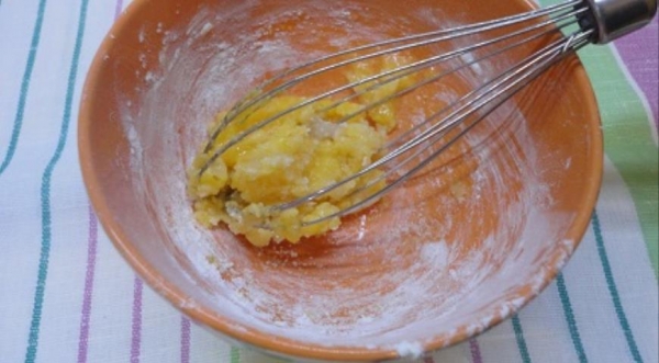 Сдобные улитки с заварным кремом, пошаговый рецепт с фото Сдобные улитки с заварным кремом, пошаговый рецепт с фото