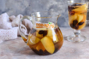 Компот из яблок и шиповника Компот из яблок и шиповника