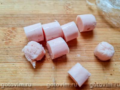 Двойной горячий бутерброд с сосисками и яичницей Двойной горячий бутерброд с сосисками и яичницей