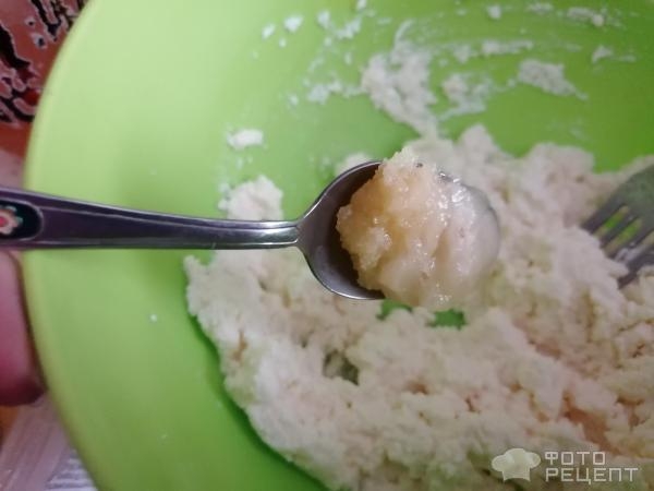 Рецепт: Диетическая творожная запеканка - с овсяными хлопьями, яблоками и мёдом