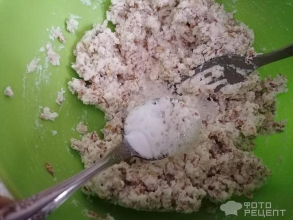 Рецепт: Диетическая творожная запеканка - с овсяными хлопьями, яблоками и мёдом