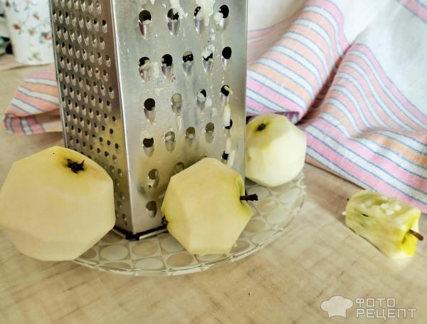 Рецепт: Яблочные сырники - Вкусно и полезно Рецепт: Яблочные сырники - Вкусно и полезно