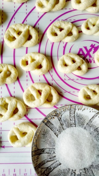 Рецепт: Крендели - творожные