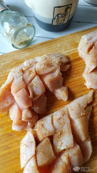 Рецепт: Куриная грудка на сковороде по-быстрому - или обычное филе в необычном виде