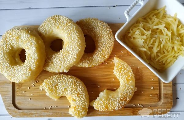 Рецепт: Сырно-творожные колечки - с кунжутом Рецепт: Сырно-творожные колечки - с кунжутом