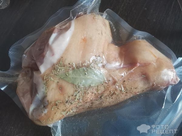 Рецепт: Томленая свиная рулька - Великолепная свиная рулька в духовке!