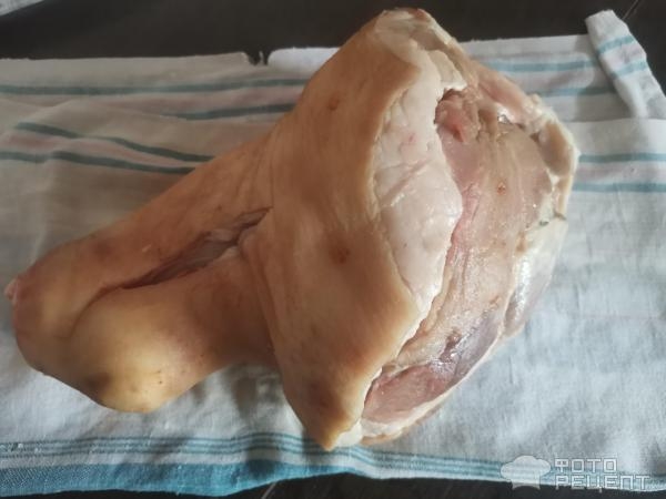 Рецепт: Томленая свиная рулька - Великолепная свиная рулька в духовке!