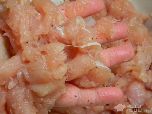 Рецепт: Ветчина из индейки - В ветчиннице из филе грудки индейки