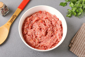 Котлеты с кабачком и помидором