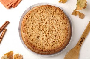 Пирог с тыквой и яблоками в мультиварке