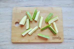 Кабачки в панировочных сухарях в духовке Кабачки в панировочных сухарях в духовке