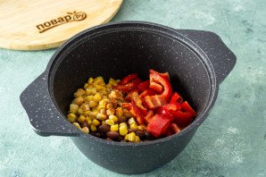 Мексиканский суп с фасолью и кукурузой Мексиканский суп с фасолью и кукурузой