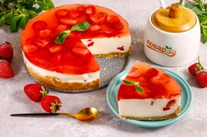 Клубничный чизкейк с творогом без выпечки Клубничный чизкейк с творогом без выпечки