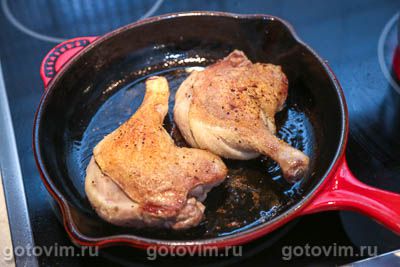 Жареные утиные ножки с ананасами