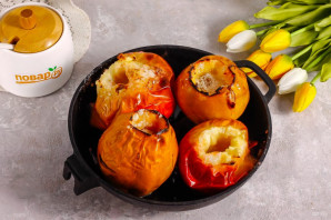 Запеченная айва с яблоками