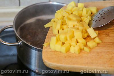 Суп из замороженных грибов с мучной подбойкой