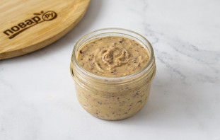 Арахисовая паста с клюквой