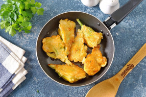 Фаршированные цветки кабачков