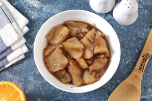 Щука с апельсинами в духовке