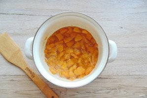 Варенье из хурмы с орехами Варенье из хурмы с орехами