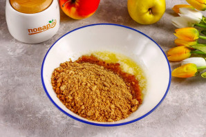 Карамельный торт "Яблоки на снегу"