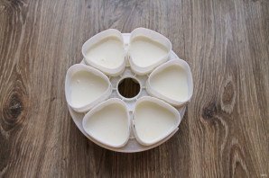 Йогурт в мультиварке на кефире Йогурт в мультиварке на кефире